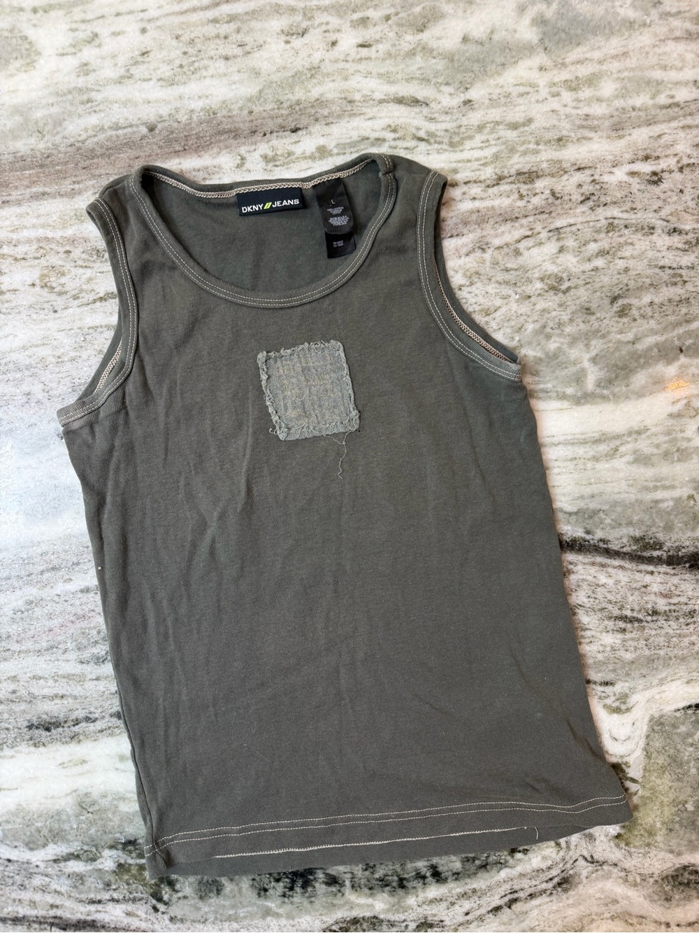 Y2K DKNY Olive Green Women's Tank Top
2000s Vibe